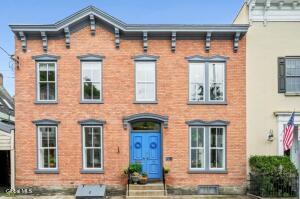 33 Front Street Schenectady, NY 12305