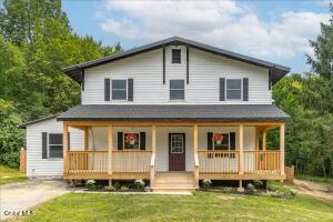 6 Charl Lane Troy, NY 12180
