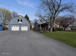 42 Indiana Avenue Queensbury, NY 12804