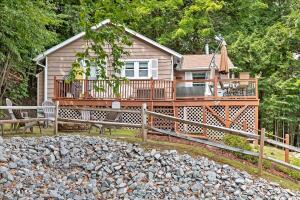 1475 N Shore Road Day, NY 12835