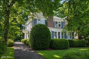 143 Manning Boulevard Albany, NY 12203