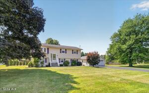 14 Cardin Drive Halfmoon, NY 12065