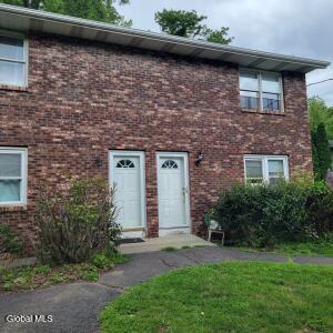 17 Henry Street Guilderland, NY 12203