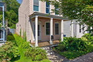 33 Grove Avenue Albany, NY 12208