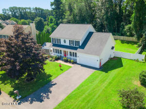 12 Sarah Court Colonie, NY 12205