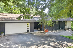 46 East Road Troy, NY 12180