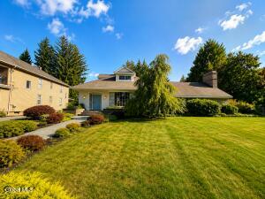 83 Oakland Avenue Gloversville, NY 12078