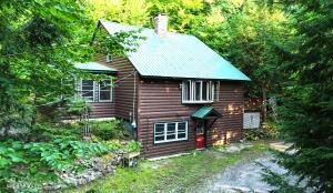 84 Marina Road Chestertown, NY 12817