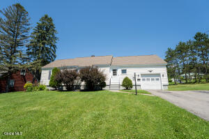 10 Highland Road Amsterdam, NY 12010