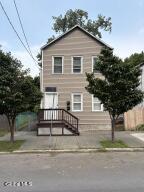 395 10th Street Troy, NY 12180