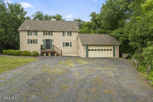 28 Juniper Lane Athens, NY 12015