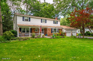 2 Valdepenas Lane Clifton Park, NY 12065