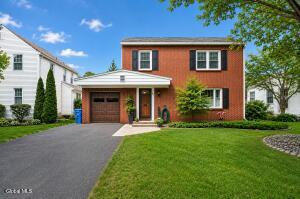 42 Buckingham Drive Albany, NY 12208