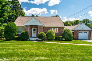 1277 Floral Avenue Schenectady, NY 12306