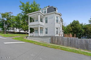 16 Vanderwerken Avenue Waterford, NY 12188