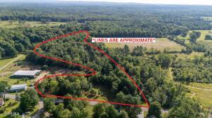 136 Bornt Road Broadalbin, NY 12025