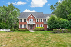 106 Elizabethfield Way Altamont, NY 12009