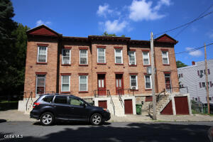 31 Willow Street Cohoes, NY 12047