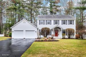 7008 Kevin Lane Schenectady, NY 12303