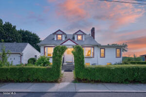 53 Tallmadge Place Mechanicville, NY 12118