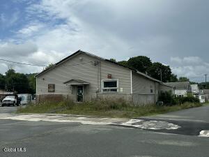 22 Water Street Hoosick Falls, NY 12090