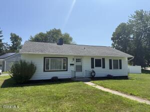 72 Lincoln Avenue Colonie, NY 12205