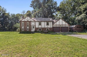 10 Carl Avenue Greenwich, NY 12834