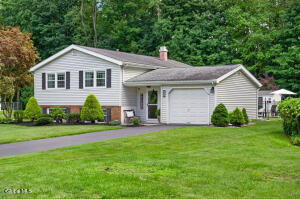 23 Pico Road Clifton Park, NY 12065