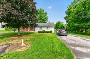 17 Berwyn Street Schenectady, NY 12304