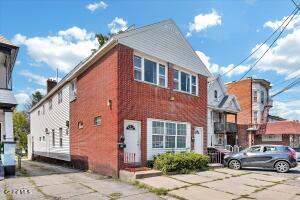 1517 Van Vranken Avenue Schenectady, NY 12308