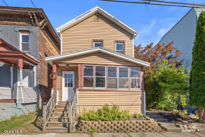 34 Kline Street Amsterdam, NY 12010