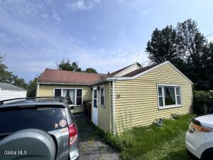 33 Bridge Street South Bethlehem, NY 12158
