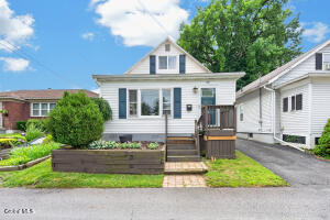 90 Hazelhurst Avenue Albany, NY 12203