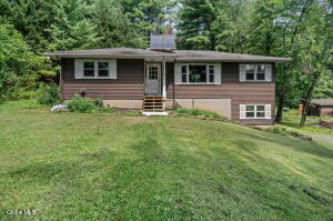 134 Hoags Corners Road Nassau, NY 12123