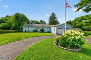 5 Crescent Lane Troy, NY 12180