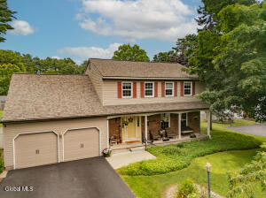 41 Helen Drive Queensbury, NY 12804