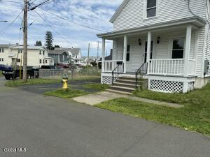 31 Charles Street Waterford, NY 12188