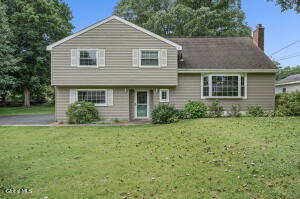 12 Lancaster Drive Glenville, NY 12302