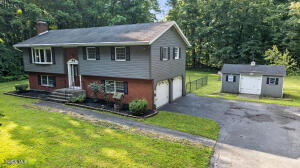 295 Font Grove Road Slingerlands, NY 12159