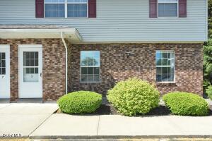 25B Pine Lane Albany, NY 12203
