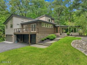 7 Hills Road Loudonville, NY 12211