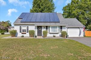 3 Michelle Lane Schenectady, NY 12309