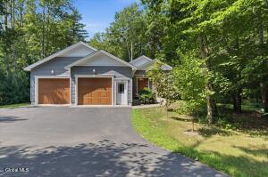 7 Thornapple Drive Gansevoort, NY 12831