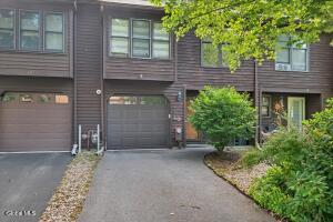 14 Brenden Court Clifton Park, NY 12065