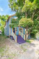 17 Van Dam Street Saratoga Springs, NY 12866