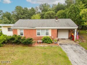 31 Spier Falls Road Gansevoort, NY 12831