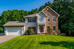 8 Ryan Court Clifton Park, NY 12065