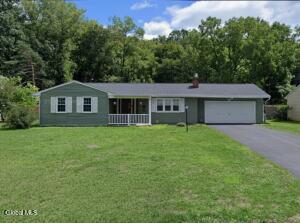 61 Payn Avenue Chatham, NY 12075