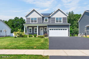 38 Wyatts Circle Rensselaer, NY 12144