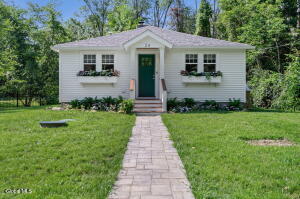 24 Kaydeross Avenue W Saratoga Springs, NY 12866